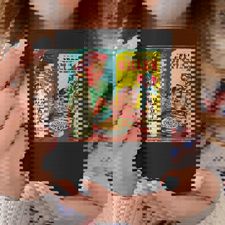 シリアルシリアルキラー音声しゃれミッドセンチュリー広告ユーモア コーヒーマグ 面白い贈り物