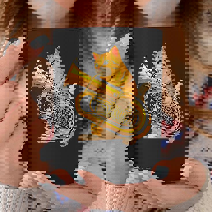 チューバを弾く面白い猫ギフト かわいい子猫ミュージシャンファン コーヒーマグ 面白い贈り物