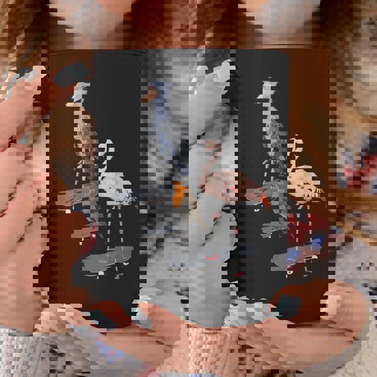 ハシビロコウ フラミンゴ スケートボード 鳥 動物 図 バードウォッチング 贈り物 鳥類学者 生物学者 自然科学 コーヒーマグ 面白い贈り物