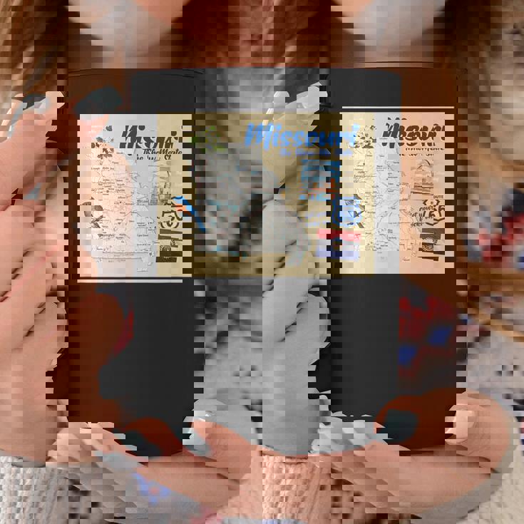 ミズーリ州、マップフラッグアーチブルーバードフラワーランドマーク コーヒーマグ 面白い贈り物