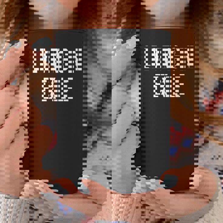 リヴィング・イン・エグザイル コーヒーマグ 面白い贈り物