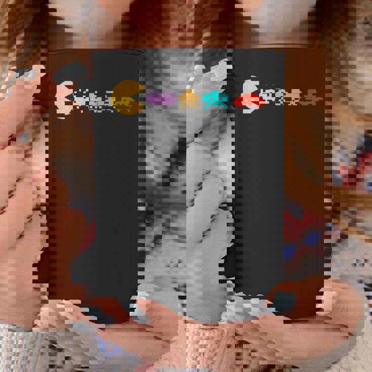 レトロヴィンテージ80年代アーケードゲームインベーダーマッシュアップ コーヒーマグ 面白い贈り物