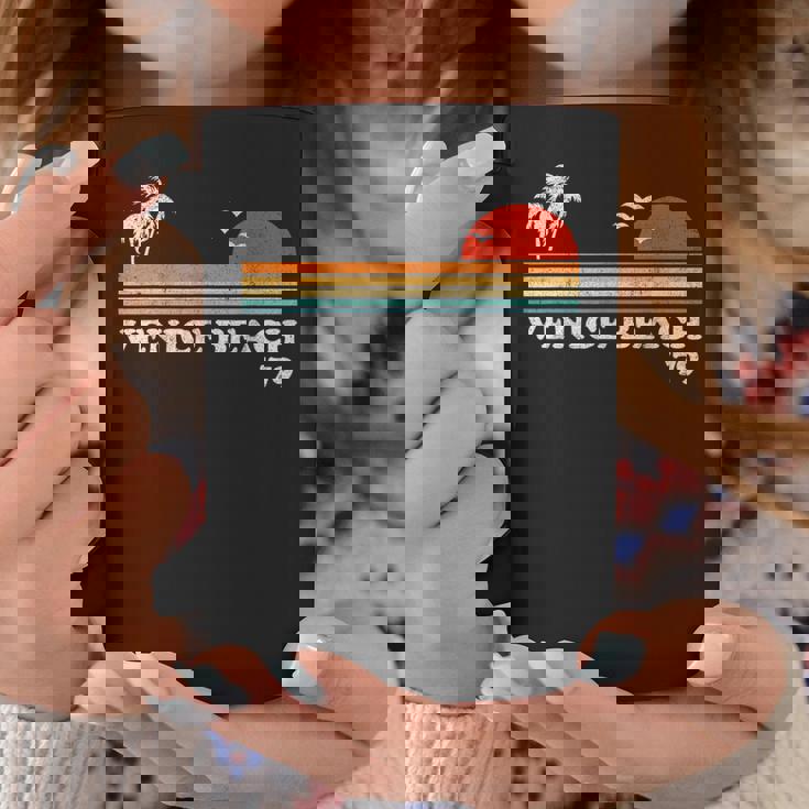 ヴィンテージ ベニス ビーチ カリフォルニア レトロ サンセット サーフィン 70年代のギフト コーヒーマグ 面白い贈り物