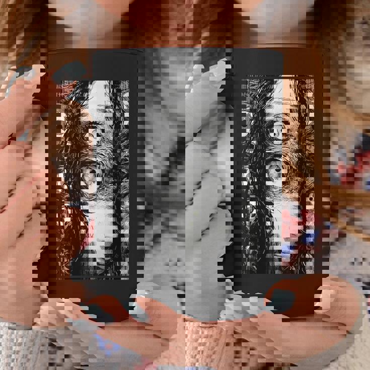 不気味な漫画 少女 怖い目 ホラー ハロウィン 恐ろしい コーヒーマグ 面白い贈り物