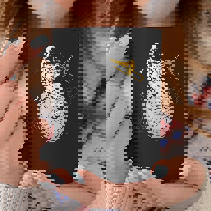 宇宙飛行士 演奏 トロンボーン 楽器 プレーヤー トロンボニス コーヒーマグ 面白い贈り物