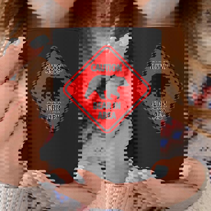 赤い警告標識 クマのエリア標識 コーヒーマグ 面白い贈り物