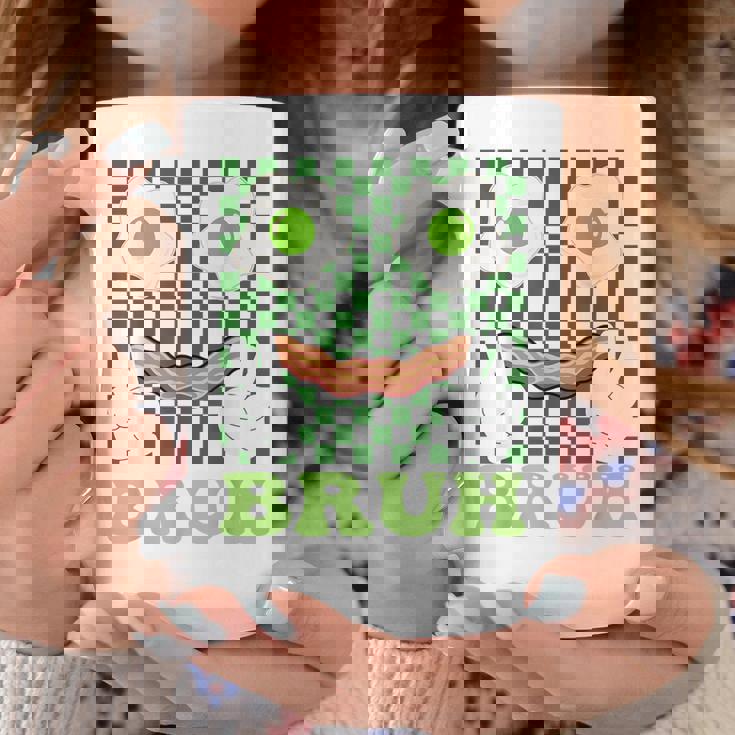 Bruh Green Face Eggs And Bacon Ham 朝食 聖パトリックズ コーヒーマグ 面白い贈り物