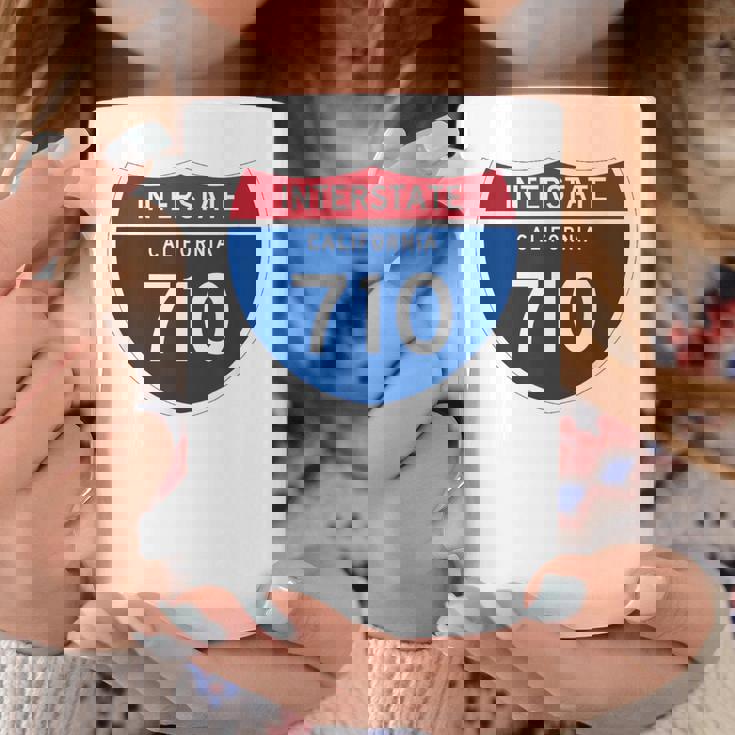 Interstate 710 California コーヒーマグ 面白い贈り物