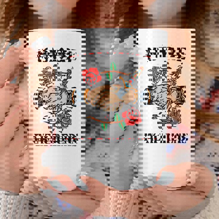 No More Fake Friends 伝統的なタトゥーインク オールドスクール エッジー コーヒーマグ 面白い贈り物