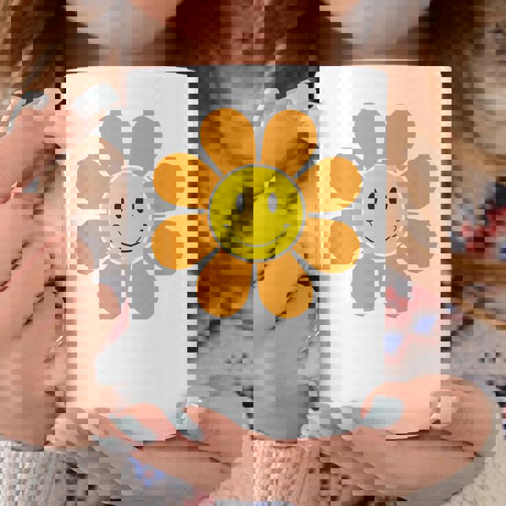 オレンジ70年代レトロファンキーフラワー、イエロースマイルフェイス コーヒーマグ 面白い贈り物