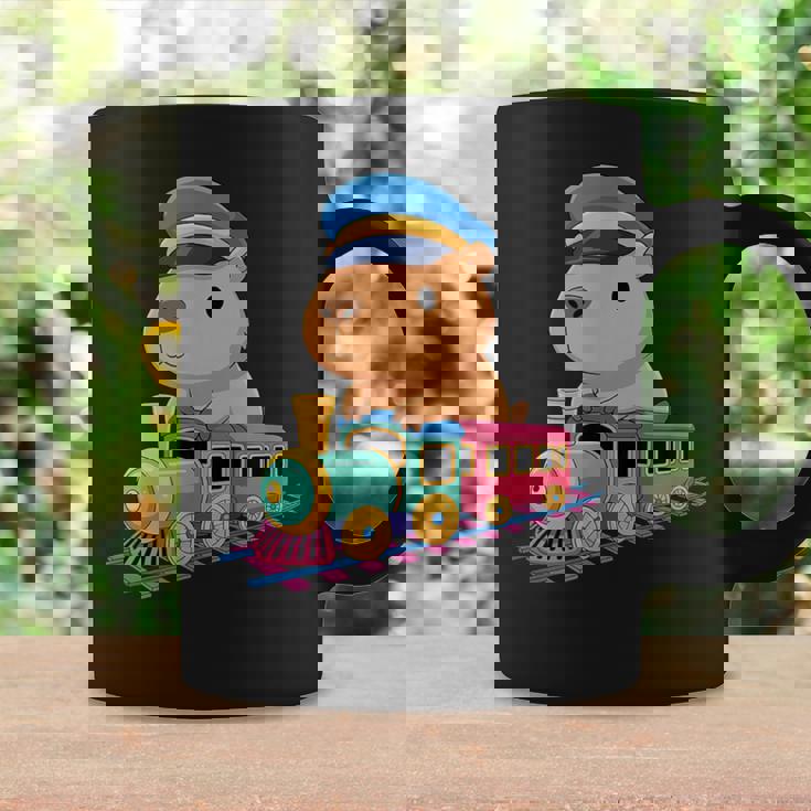 Capybara Riding Train Cute Kawaii Cartoon Rail Adventure コーヒーマグ ギフトのアイデア