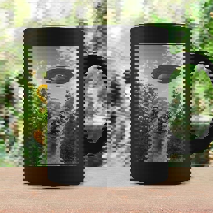 Chihuahuaelfie With Ufo Ufo と面白いチワワのセルフィー コーヒーマグ ギフトのアイデア