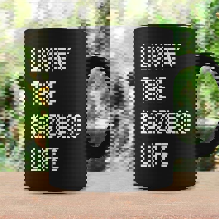 Kazuko の人生を生きている Kazuko 長袖tシャツ コーヒーマグ ギフトのアイデア