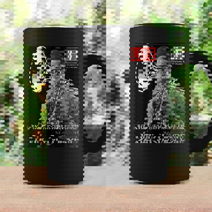 Life Picture Collection ディジー ガレスピー ／ トランペット（1） コーヒーマグ ギフトのアイデア