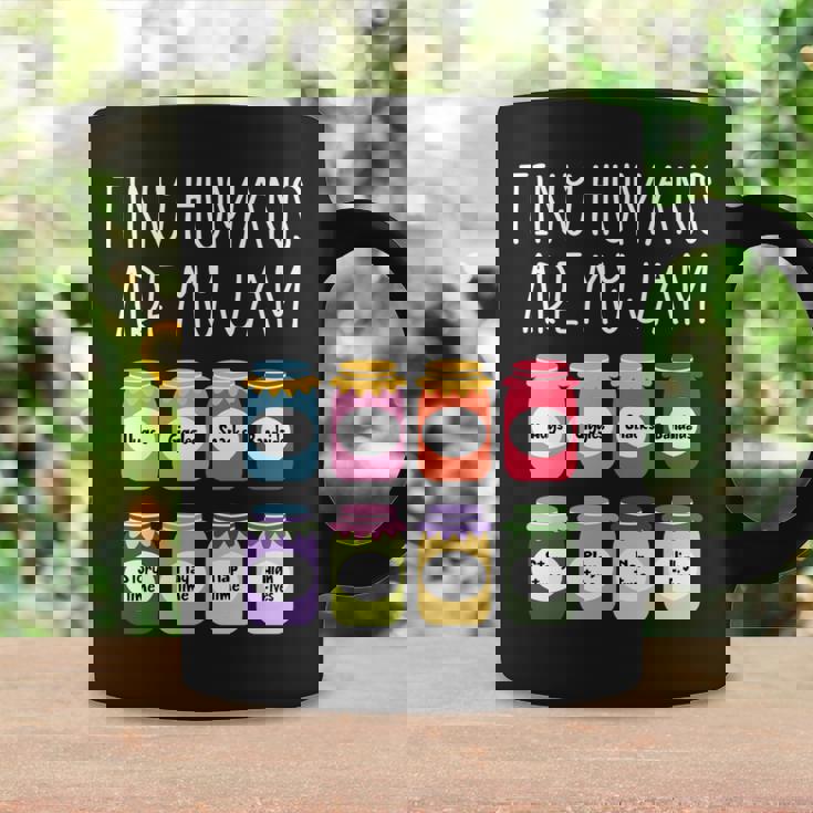 Tiny Humans Are My Jam 幼稚園保育士 長袖tシャツ コーヒーマグ ギフトのアイデア