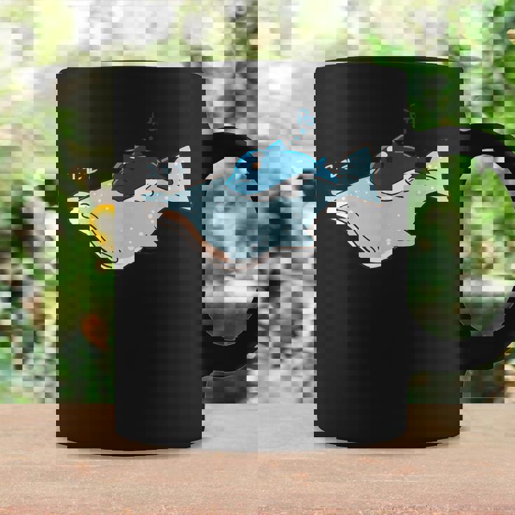 かわいい カワイイ アニメ 眠っているサメ ジンベイザメ 日本語 コーヒーマグ ギフトのアイデア