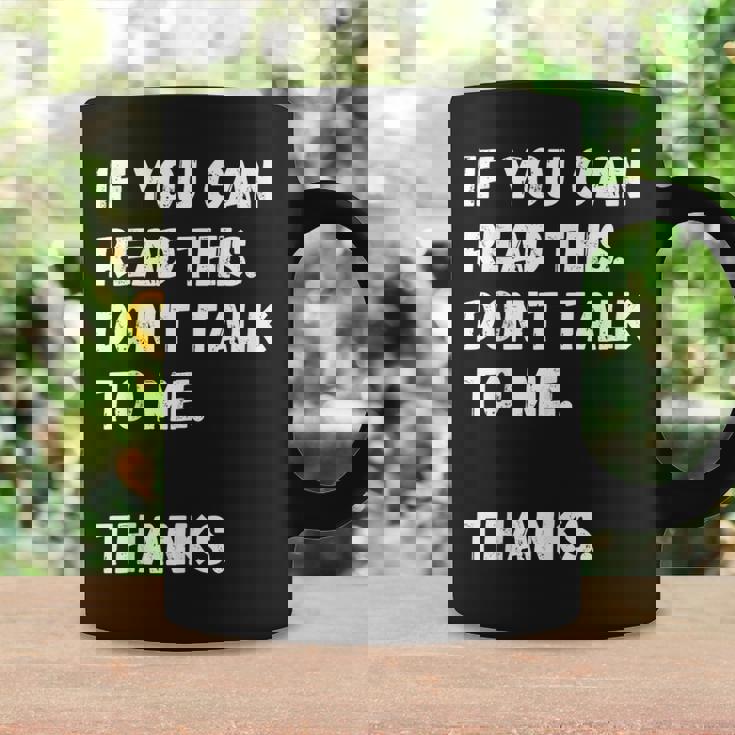 これを読めたら私に話しかけないでください-面白い人が嫌い コーヒーマグ ギフトのアイデア