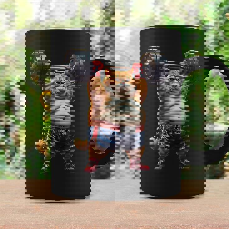 ギャグ ぽっちゃり猫 筋トレ ウエイトリフティング ジム 面白い グラフィック猫ミーム コーヒーマグ ギフトのアイデア