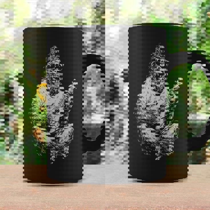 サングラス付きかわいいゴリラ ギタープレーヤー 面白いギタリスト コーヒーマグ ギフトのアイデア