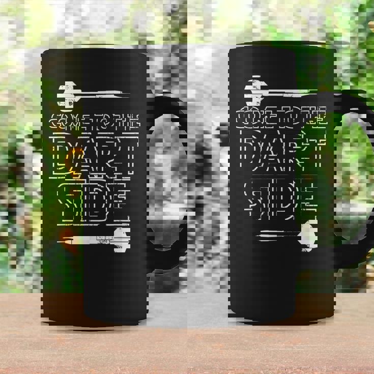 メンズ ダーツボード ダーツボード 面白いことわざダーツスポーツ コーヒーマグ ギフトのアイデア