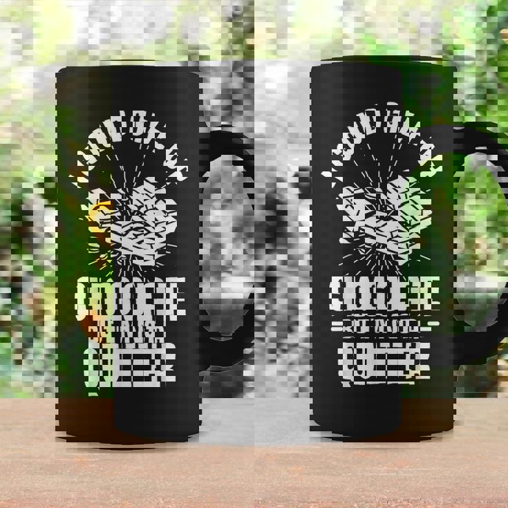 チョコレートはあきらめることができたけど禁煙者じゃない コーヒーマグ ギフトのアイデア