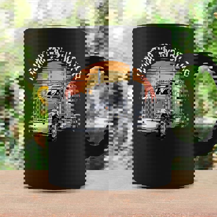 トラッカー・イズ・ファン・ケンワース・イット コーヒーマグ ギフトのアイデア