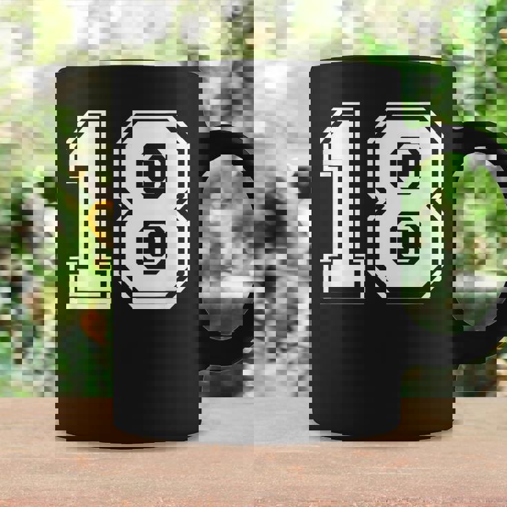 ナンバー18 シャツ コーヒーマグ ギフトのアイデア