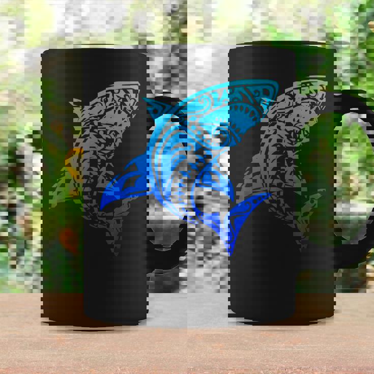 ハワイアン トライバル シャーク ポリネシアン タトゥースタイル バケーション コーヒーマグ ギフトのアイデア