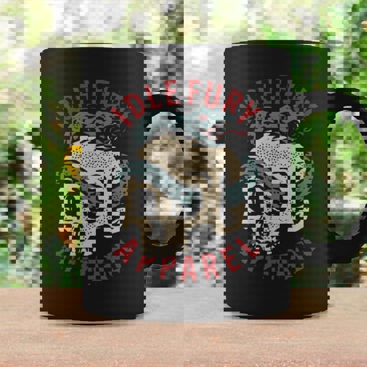 バック プリントを見る Idle Furykull &Nake ビンテージ クラシック スカル ヘビ タトゥー コーヒーマグ ギフトのアイデア