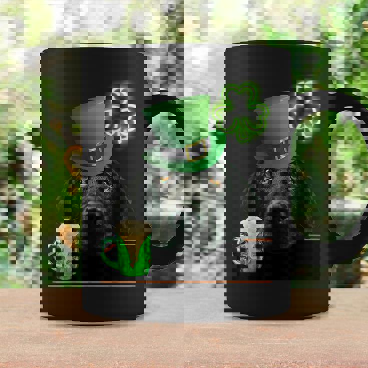 ブラックラボシャツ シャムロック アイリッシュドッグ 絵 聖パトリックス コーヒーマグ ギフトのアイデア