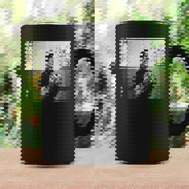 ボクサー マイク・タイソン ロンドンで ジェームズ・ティリス 対 フランク・ブルーノ コーヒーマグ ギフトのアイデア