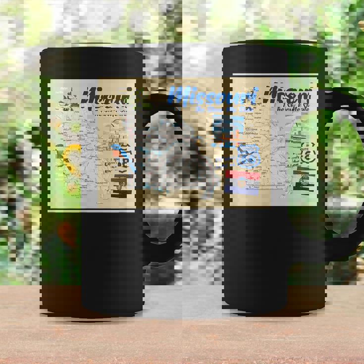 ミズーリ州、マップフラッグアーチブルーバードフラワーランドマーク コーヒーマグ ギフトのアイデア