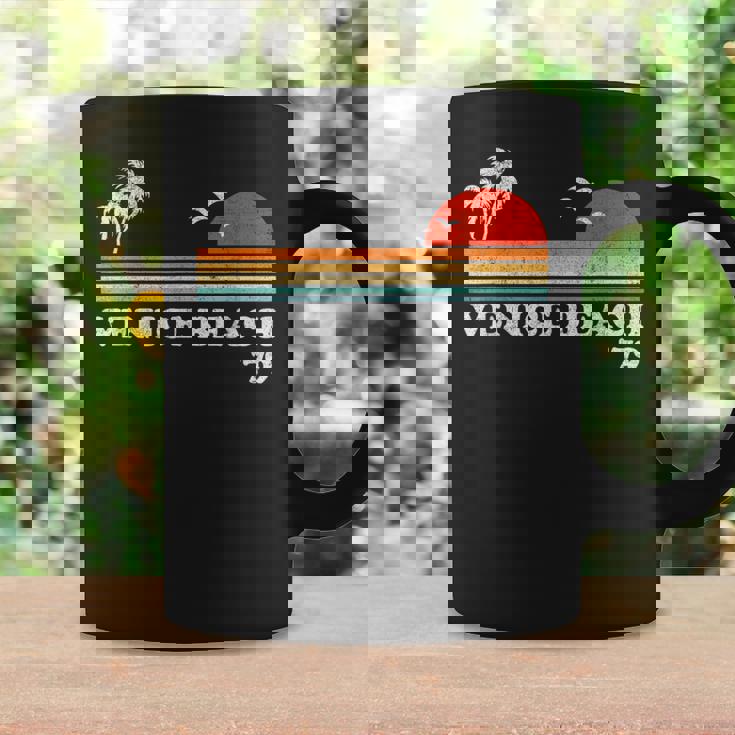 ヴィンテージ ベニス ビーチ カリフォルニア レトロ サンセット サーフィン 70年代のギフト コーヒーマグ ギフトのアイデア