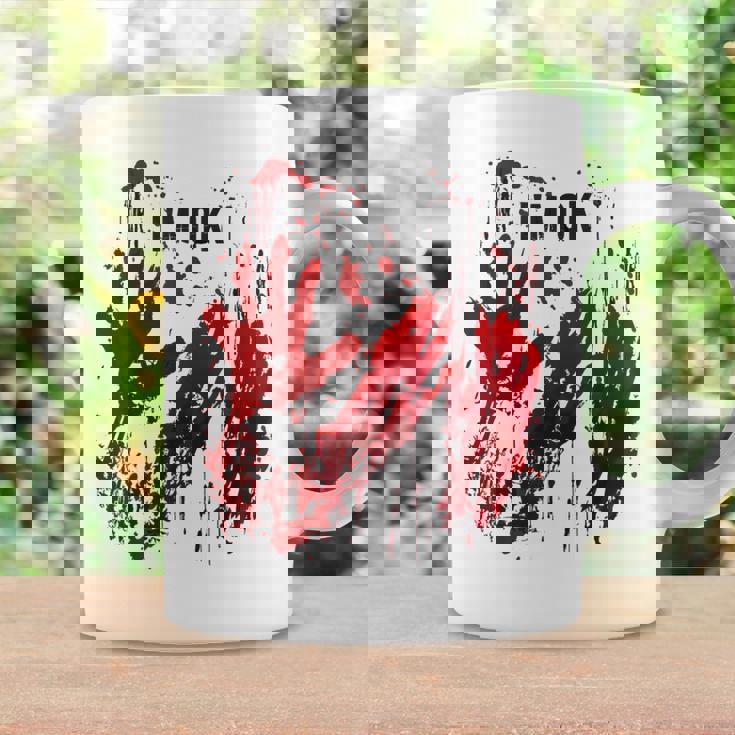 I'm Ok シャツ 血まみれ シャツ 手 血のはね 血 ステンド コーヒーマグ ギフトのアイデア