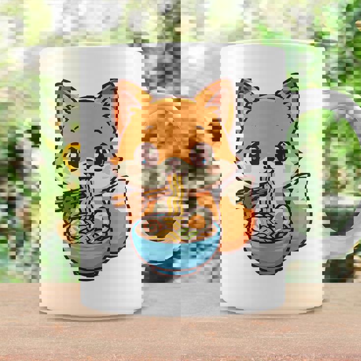 かわいいキツネを食べるラーメンかわいい動物アート コーヒーマグ ギフトのアイデア