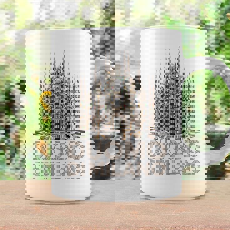 ドゥオーモ・ディ・ミラノ大聖堂のイラスト コーヒーマグ ギフトのアイデア