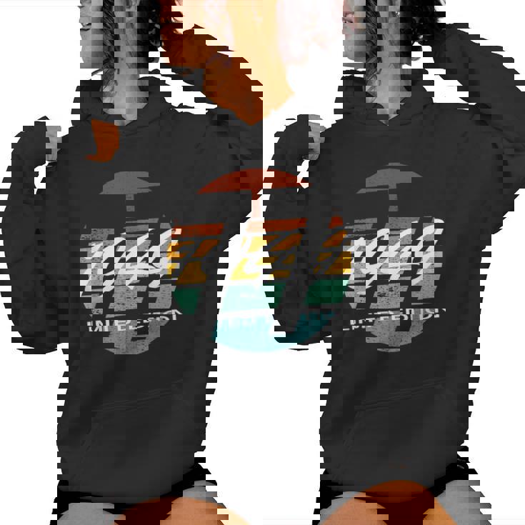 77 歳の誕生日男性女性 77 歳 1949 面白いギフト レディースパーカー