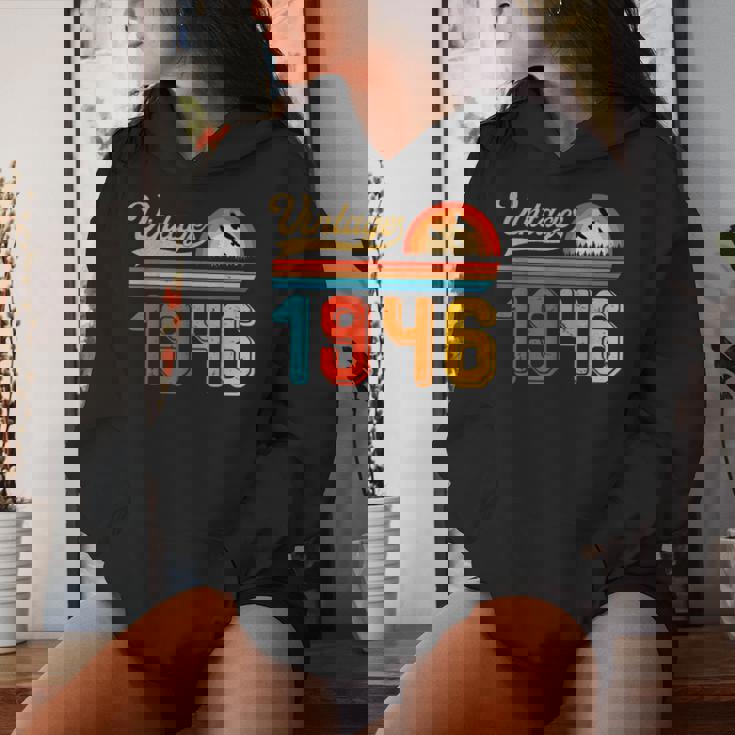 80歳の誕生日プレゼント 80歳 男性 女性 レトロ ヴィンテージ 1946 レディースパーカー 彼女への贈り物