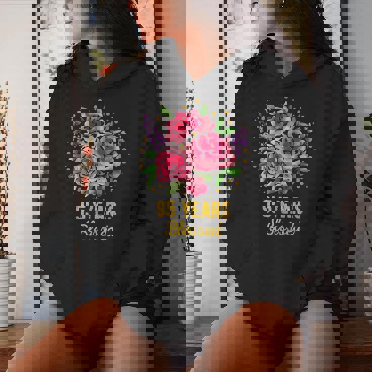 95歳 祝福されたかわいいバラの花 95歳 95歳の誕生日 レディースパーカー 彼女への贈り物