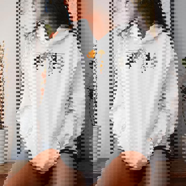 猫 ぶら下がり かわいい ネコ 面白い ペット ネコ好き 猫のお母さん 猫のお父さん 動物好き キャットラバー レディースパーカー 彼女への贈り物