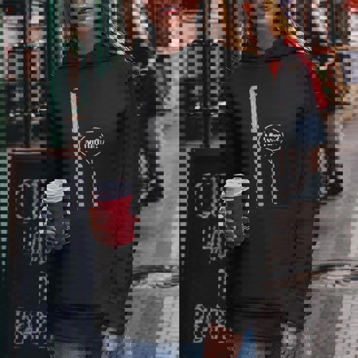 バスフルートとピッコロフルートのミーム 面白いフルートママ Flute Mum Humour レディースパーカー 面白い贈り物