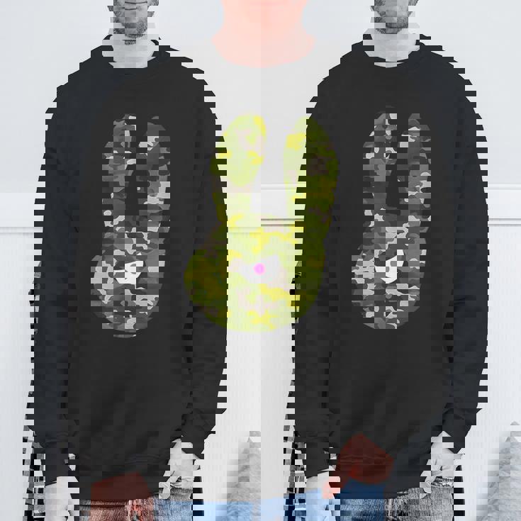 Badうさぎ星人 グリーン迷彩 スウェットシャツ 高齢者への贈り物