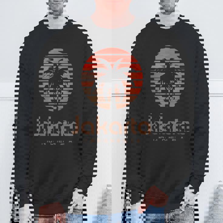 Jakarta インドネシア ジャカルタ スウェットシャツ 高齢者への贈り物