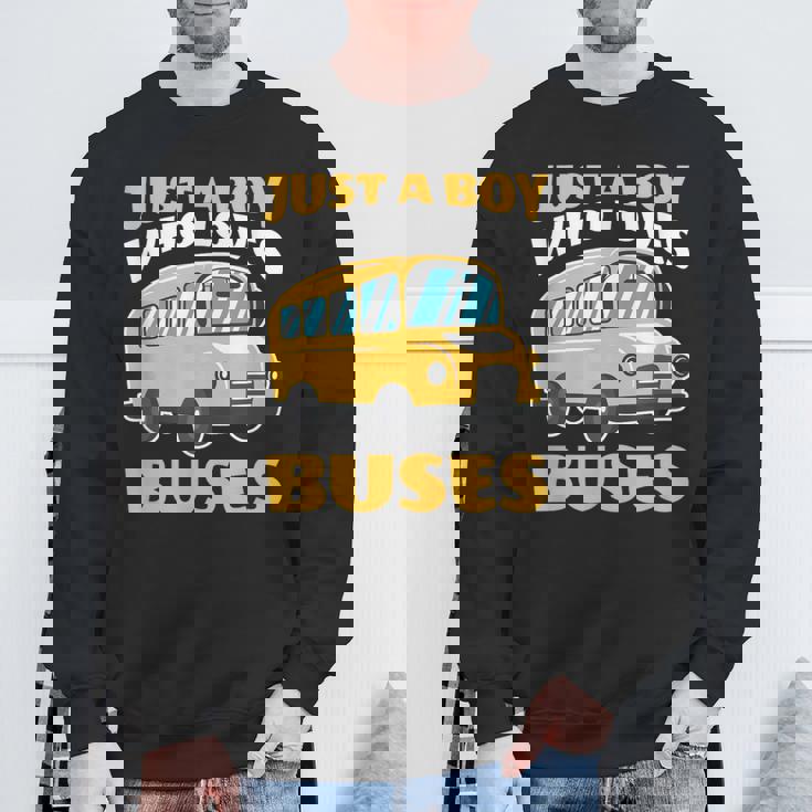 Just A Boy Who Loves Buses バス愛好家 バス愛好家 名言 スウェットシャツ 高齢者への贈り物