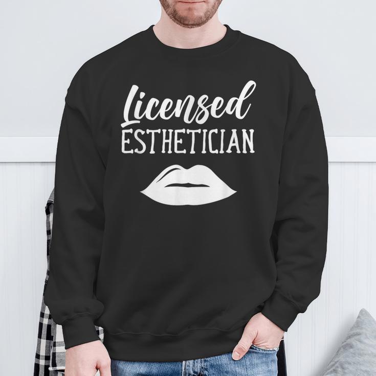 Licenciada En Estética Esteticistas Facialist Esteticista Camisa de entrenamiento Regalos para ancianos