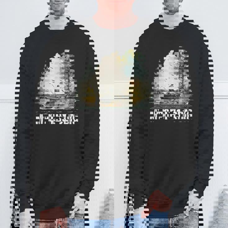 My Pole Is Long Fishing ハンティング フィッシャーマン ハンター 父の日 スウェットシャツ 高齢者への贈り物