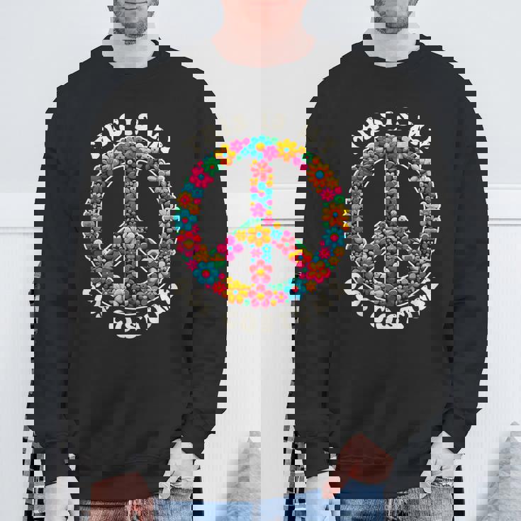 This Is My 60S Costume & 60'S Outfit 1960年代 ピースサイン スウェットシャツ 高齢者への贈り物