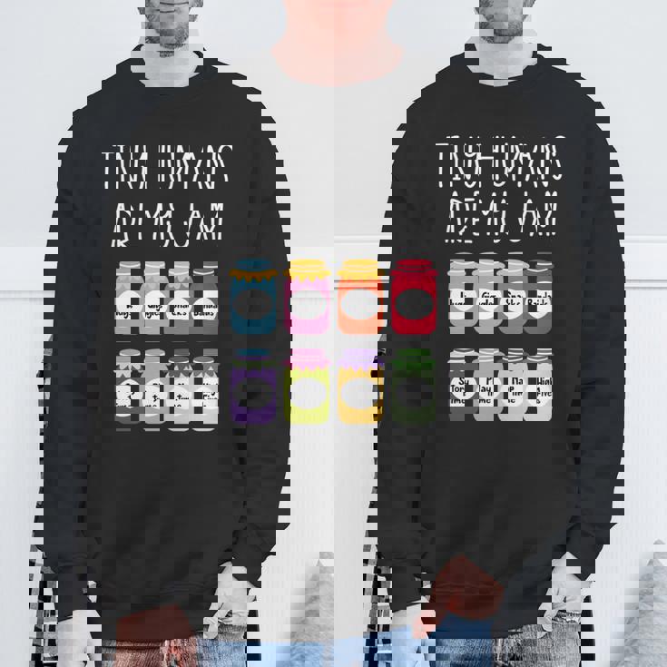 Tiny Humans Are My Jam 幼稚園保育士 長袖tシャツ スウェットシャツ 高齢者への贈り物