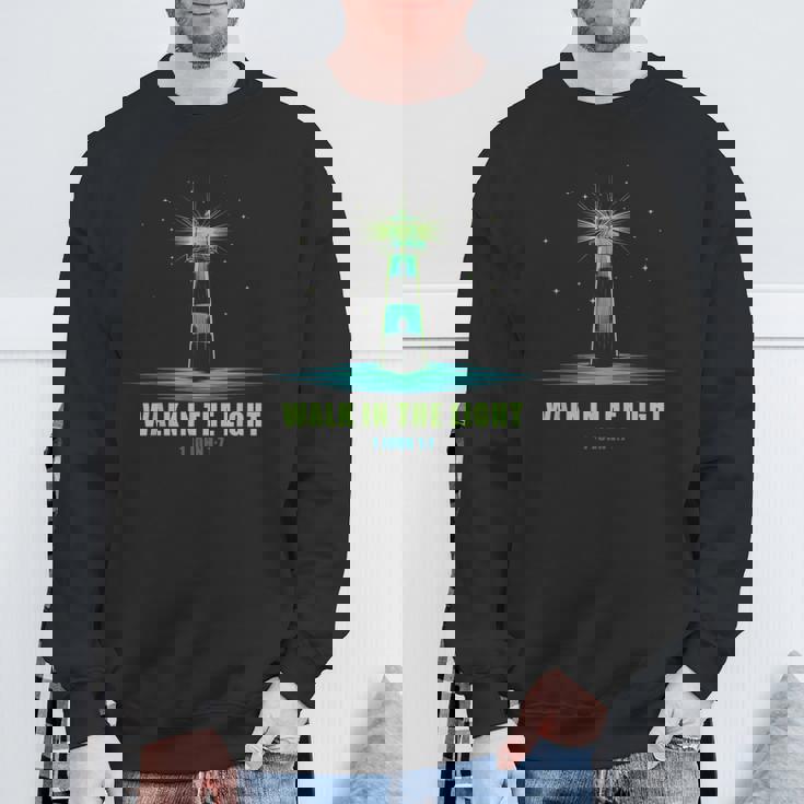 Walk In The Light – 1 John 1 スウェットシャツ 高齢者への贈り物