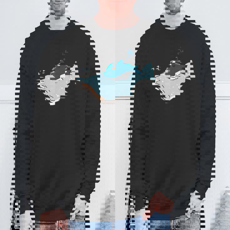 かわいい カワイイ アニメ 眠っているサメ ジンベイザメ 日本語 スウェットシャツ 高齢者への贈り物